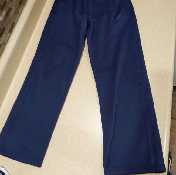 2 pairs of boys Adidas sweat pants - Picture 3 of 5
